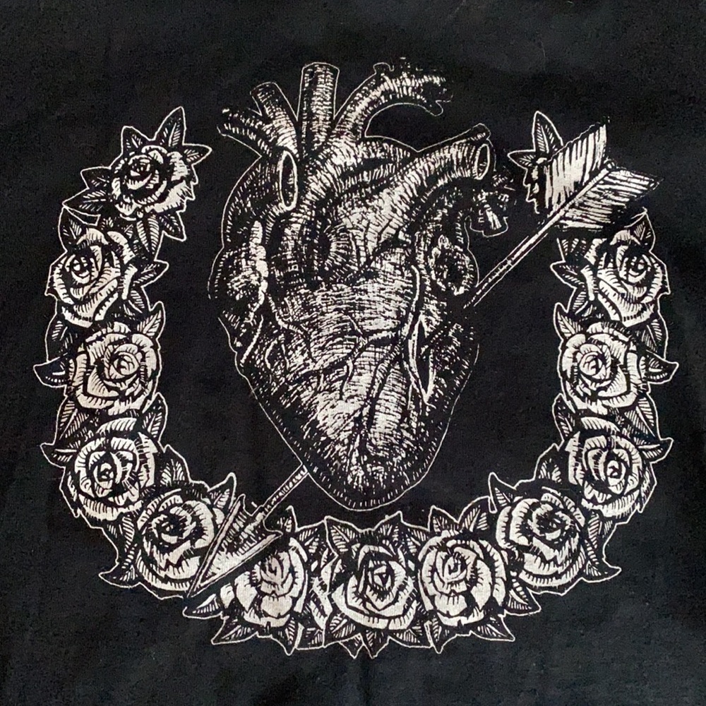 Heart with Arrow tee
